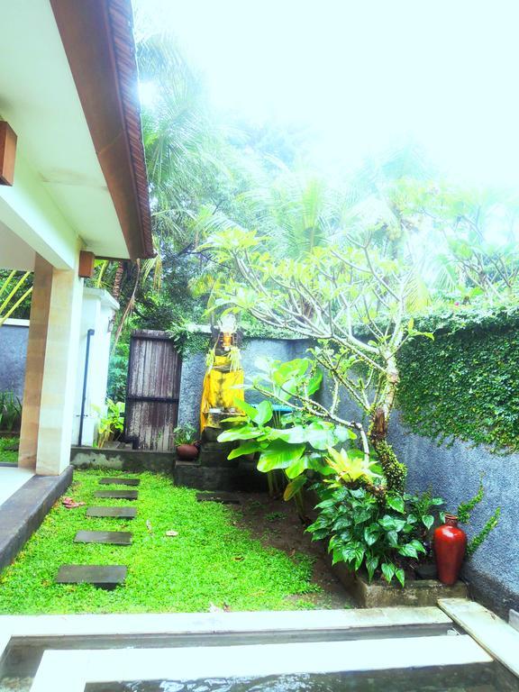 Jayastuti House Villa Ubud  Exterior photo